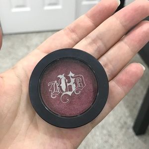 Metal Crush Eyeshadow - RAW POWER by Kat Von D